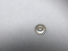 Load image into Gallery viewer, Tag Heuer caliber 6 (ETA 2895-2) date indicator driving wheel part 2556