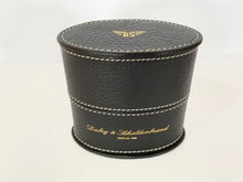 Load image into Gallery viewer, Dubey & Schaldenbrand leather travel watch box