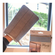 Load image into Gallery viewer, Hagerty A102226 microfibre glove for glass surfaces