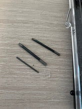 Load image into Gallery viewer, DAMAGED PACKAGING - Beco Technic Set of 7 Screwdrivers 0.60 to 2.00 mm in Plastic Box with Spare Blades - SEE PHOTOS