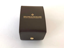 Load image into Gallery viewer, Baume Mercier leather travel watch case