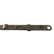Load image into Gallery viewer, Regine 201RG tweezers with a serrated base and slide lock for holding shanks and settings in position while soldering