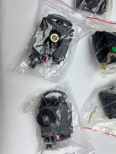 Load image into Gallery viewer, Mixed UTS Quartz Clock Movements 10 Pack Junghans 817 W838 Sold as is