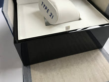 Load image into Gallery viewer, Dodane Type 21 flyback chronograph watch box
