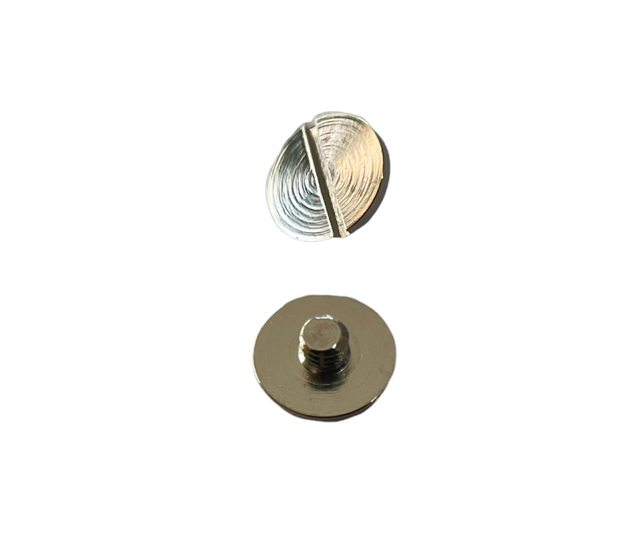 銅製　鍔　7.3×6.7㎝　134g 東な7-0304③ 銅製 鍔 7.3×6.7㎝ 134g 東な7-0304③Ω