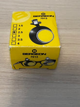Load image into Gallery viewer, DAMAGED PACKAGE: Bergeon 7913-2.5 eyeglass watchmaker loupe with clip 4x, SEE PHOTOS
