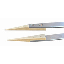 Load image into Gallery viewer, Dumont Dumoxel tweezer 159 with wooden tips for scratch-sensitive components 110 mm
