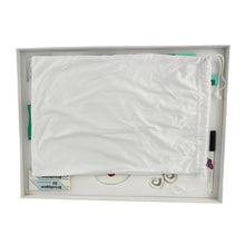 Load image into Gallery viewer, Easy Piercy StepByStep Box with 2 instruments, 1 mirror and hygiene accessories
