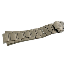 Load image into Gallery viewer, Girard Perregaux 80188-11-231-11A stainless steel watch bracelet 15mm
