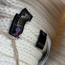 Load image into Gallery viewer, Ladies Jaeger LeCoultre winter hat by Napapijri one size
