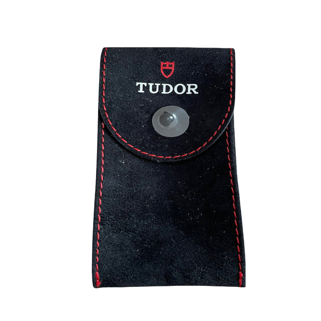 New Tudor velvet travel pouch