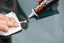 Load image into Gallery viewer, QUIXX Acrylic Scratch Remover, Scratch &amp; Scuff Remover for Acrylic &amp; Plexiglass Surfaces on Cars, Motorcycles, Boats, Caravans &amp; Household Items, ref. 10003, Made in Germany,
