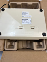 Load image into Gallery viewer, Tanita KD-200-510 Digital Scale 5000 g, Open-box return
