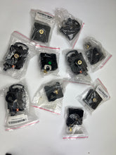 Load image into Gallery viewer, Mixed UTS Quartz Clock Movements 10 Pack Junghans 817 W838 Sold as is
